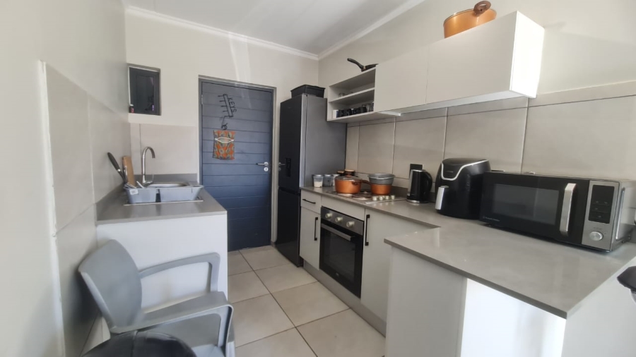 To Let 1 Bedroom Property for Rent in Belhar Western Cape